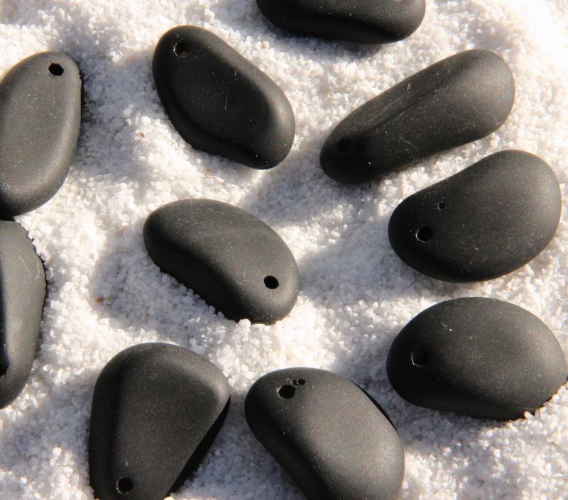 Large Chunky Pebble Mix Pendant Beads, Jet Black w/Matte Finish, 5 Pieces