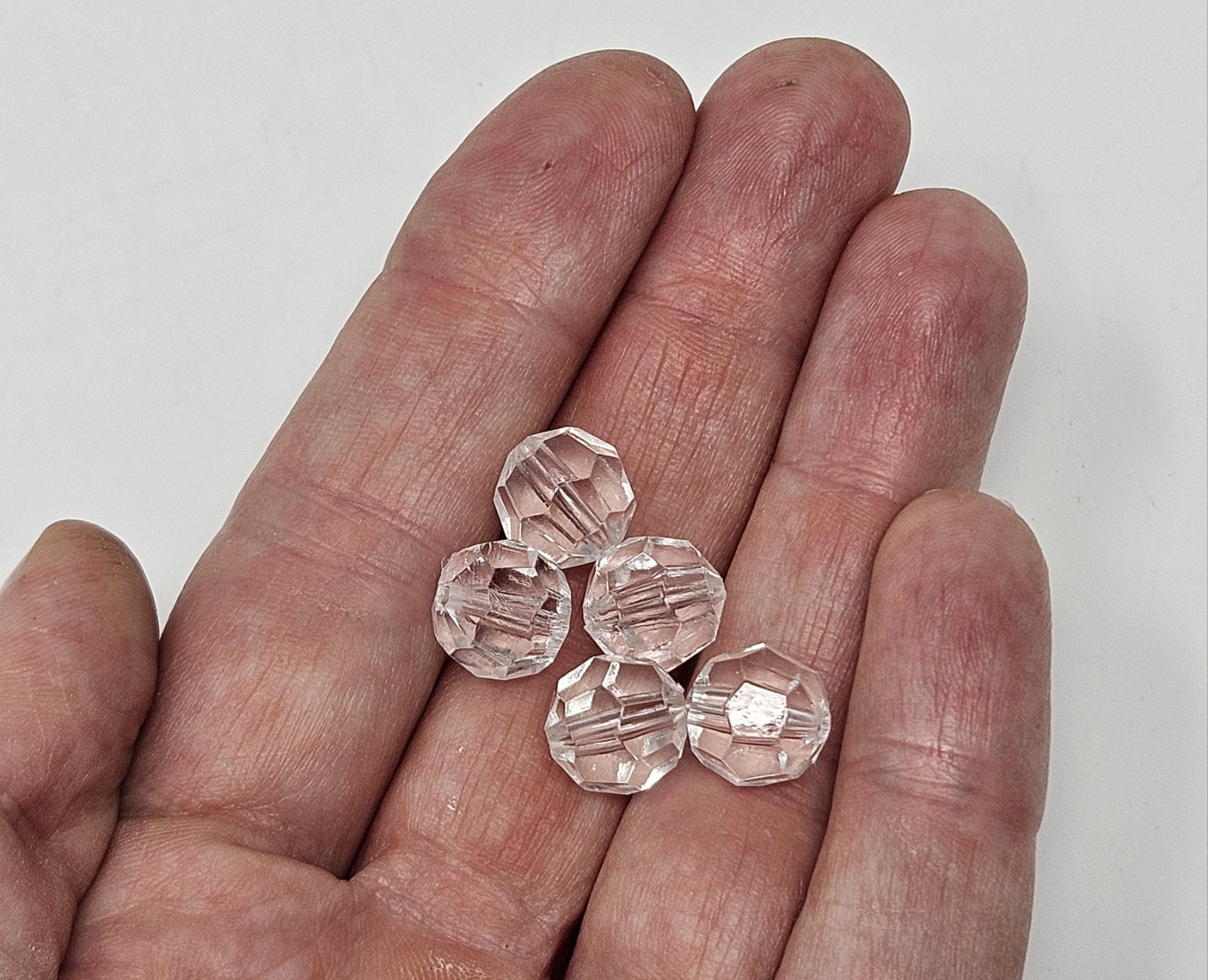 100 pcs 10mm Round Clear Crystal Faceted Acrylic Plastic Craft Suncatcher Beads