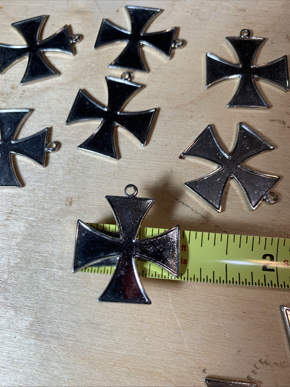 24 pcs lot Iron Cross Charms Pendants silver color maltese