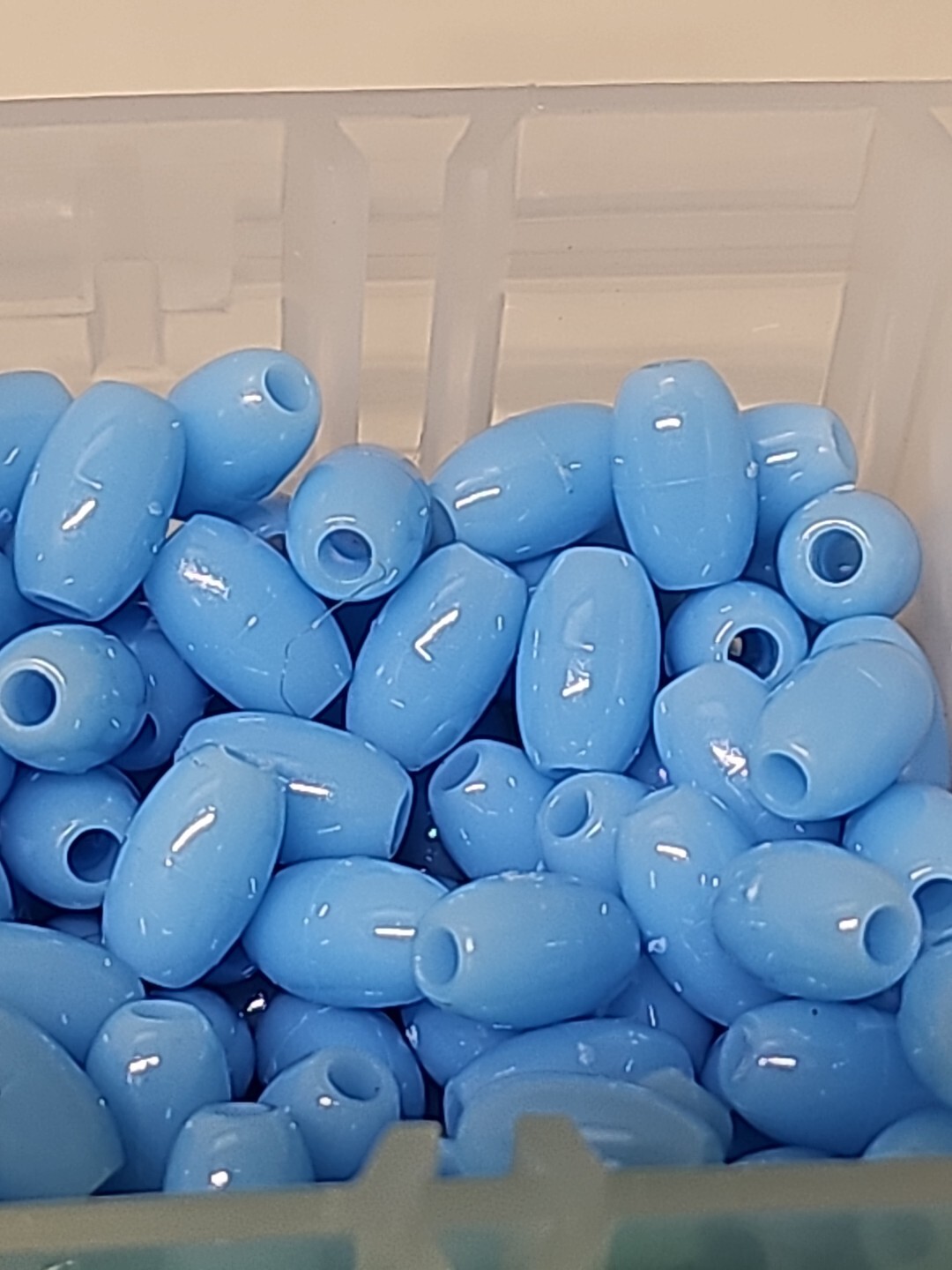 Bulk Loose Beads Opaque 9mm Plastic Craft Beads (600pcs) – Color As Shown