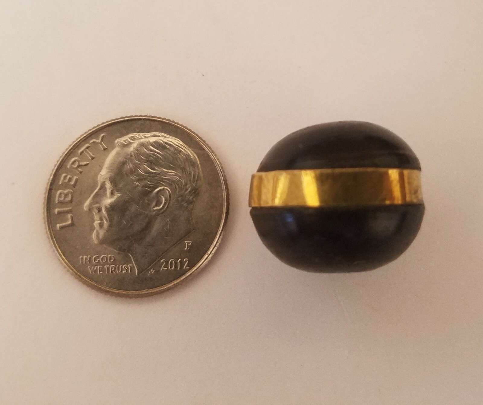 25 pcs VTG 16mm Round Black & Gold Brass Genuine Bone Horn Craft Jewelry Beads
