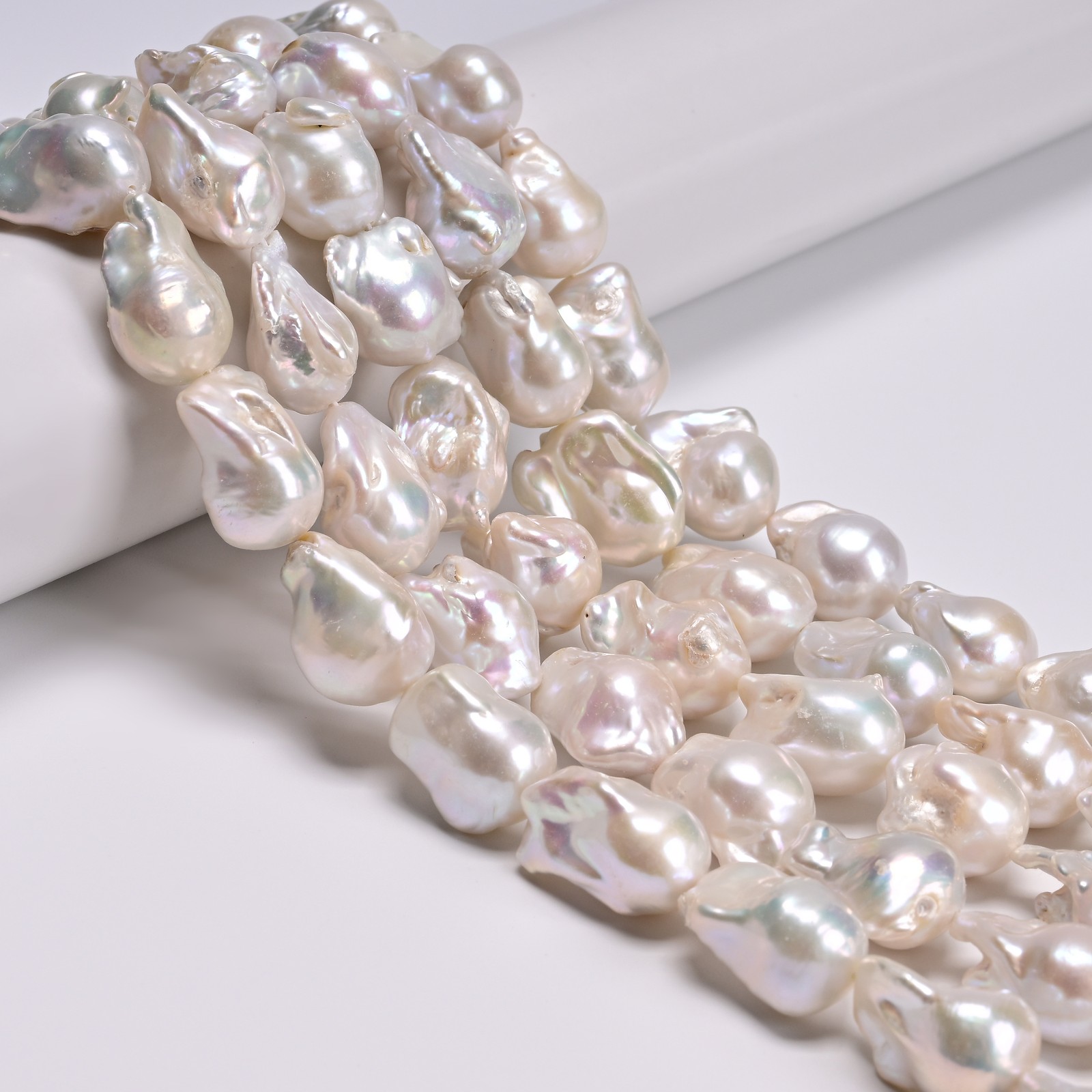 Grade A Natural White Fresh Water Pearl Baroque Beads 13-15×15-20mm 16″ Strand