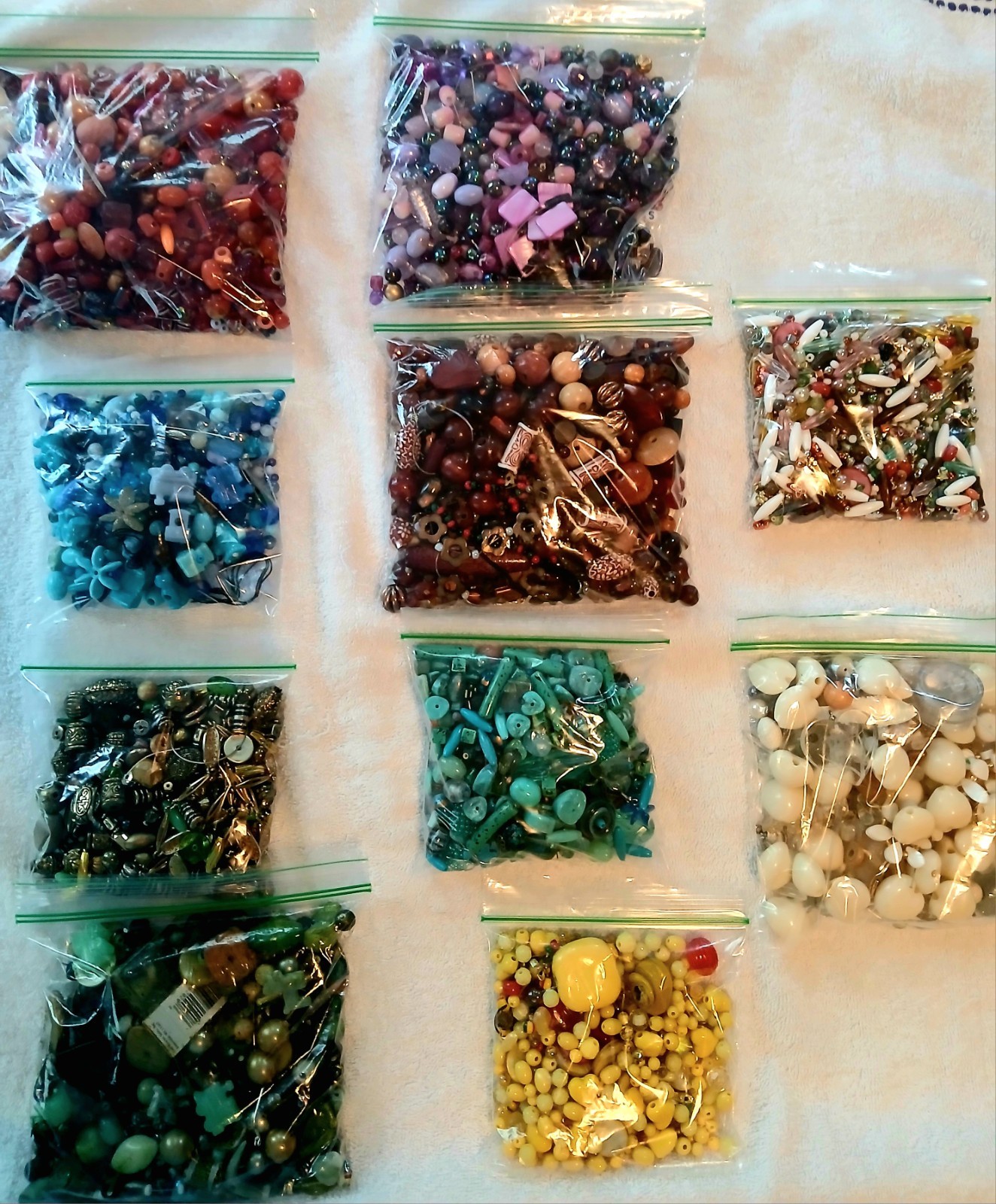 100’s Of Beads! One Lot Of 10 Zip Bags, ABOUT 8 POUNDS! A crafter’s paradise.