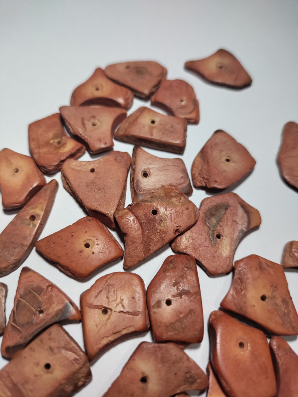 Vintage Coconut Beads, 142 Pieces In Natural Colors-brown, Yellow, Rust & Cream