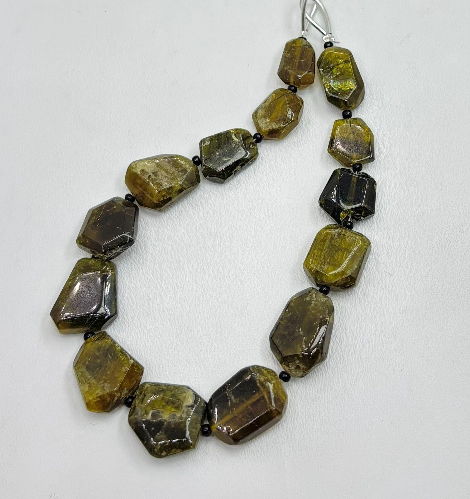 Natural Chrome Diopside Briolette Beads Polished Rough Drop Gemstone Strand DIY