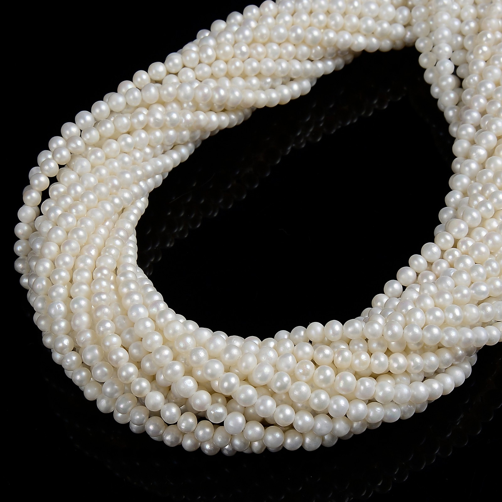 Natural White Fresh Water Pearl Round Beads Size 4mm 15.5” Strand