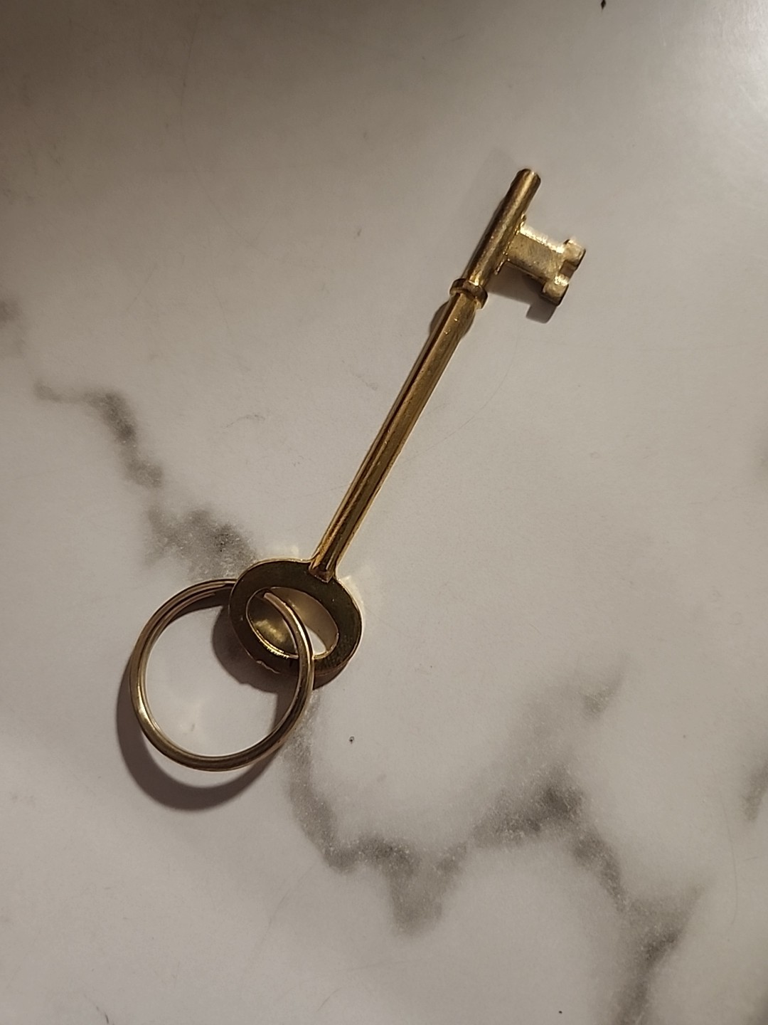 Key Keychain Pendant Skeleton Key Shiny Gold Tone Steampunk Charm