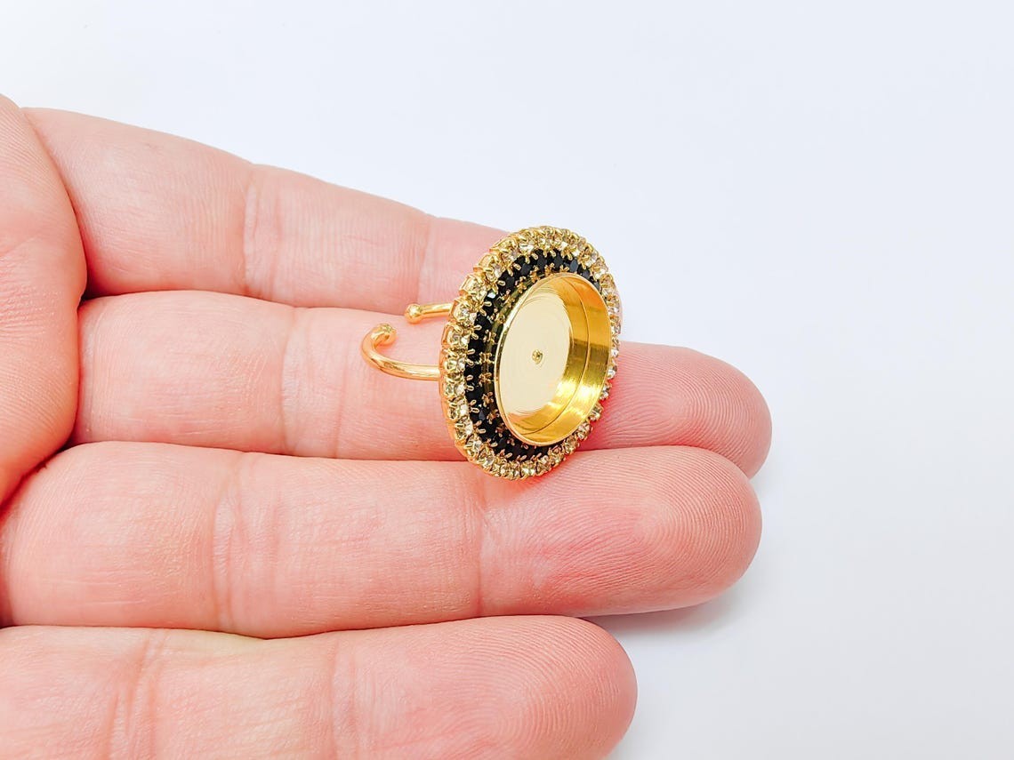 Black Crystal Ring Bezel Setting Adjustable 16mm 24k Shiny Gold G37478