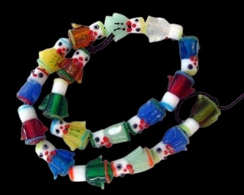 Hand Made Glass Lampwork People 23x25x12mm Bead Strand 107593