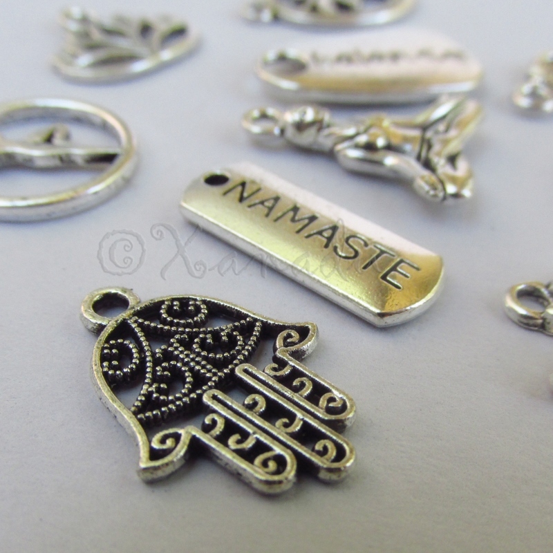 Yoga Charms 10PCs Mix – Wholesale Yogi Om Hamsa Mix CM4740 – 10, 20 Or 50PCs