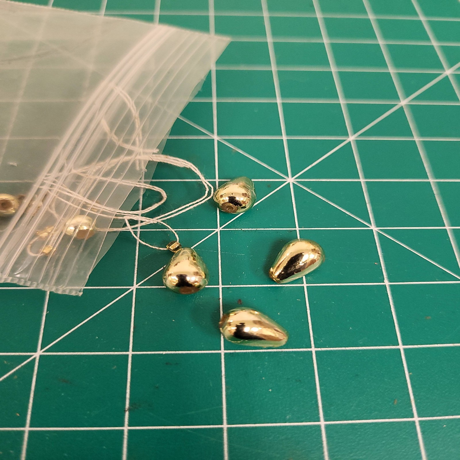 Gold Tone Teardrop Round Beads Mix Lot Jewelry Making Craft Supplies Findings
