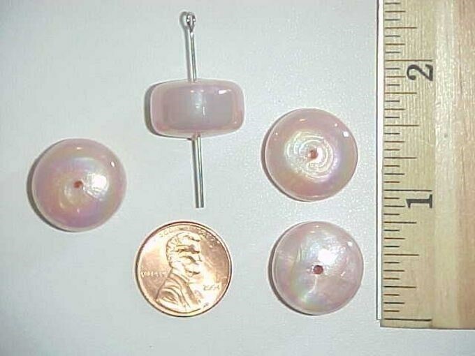 12 VINTAGE ITALIAN PINK PEARL AB 18mm. SMOOTH TIRE BEADS L719