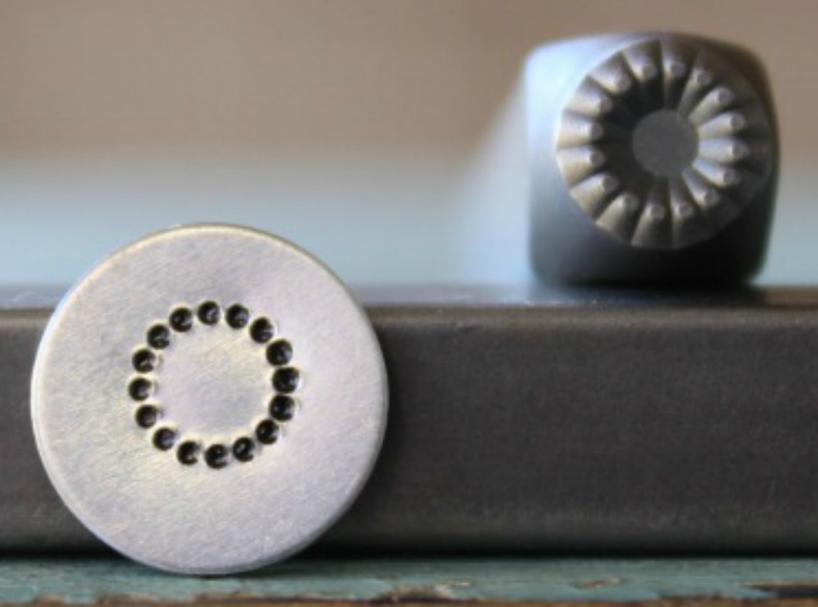 SUPPLY GUY 6mm Circle of Dots Metal Punch Design Stamp SGCH-286