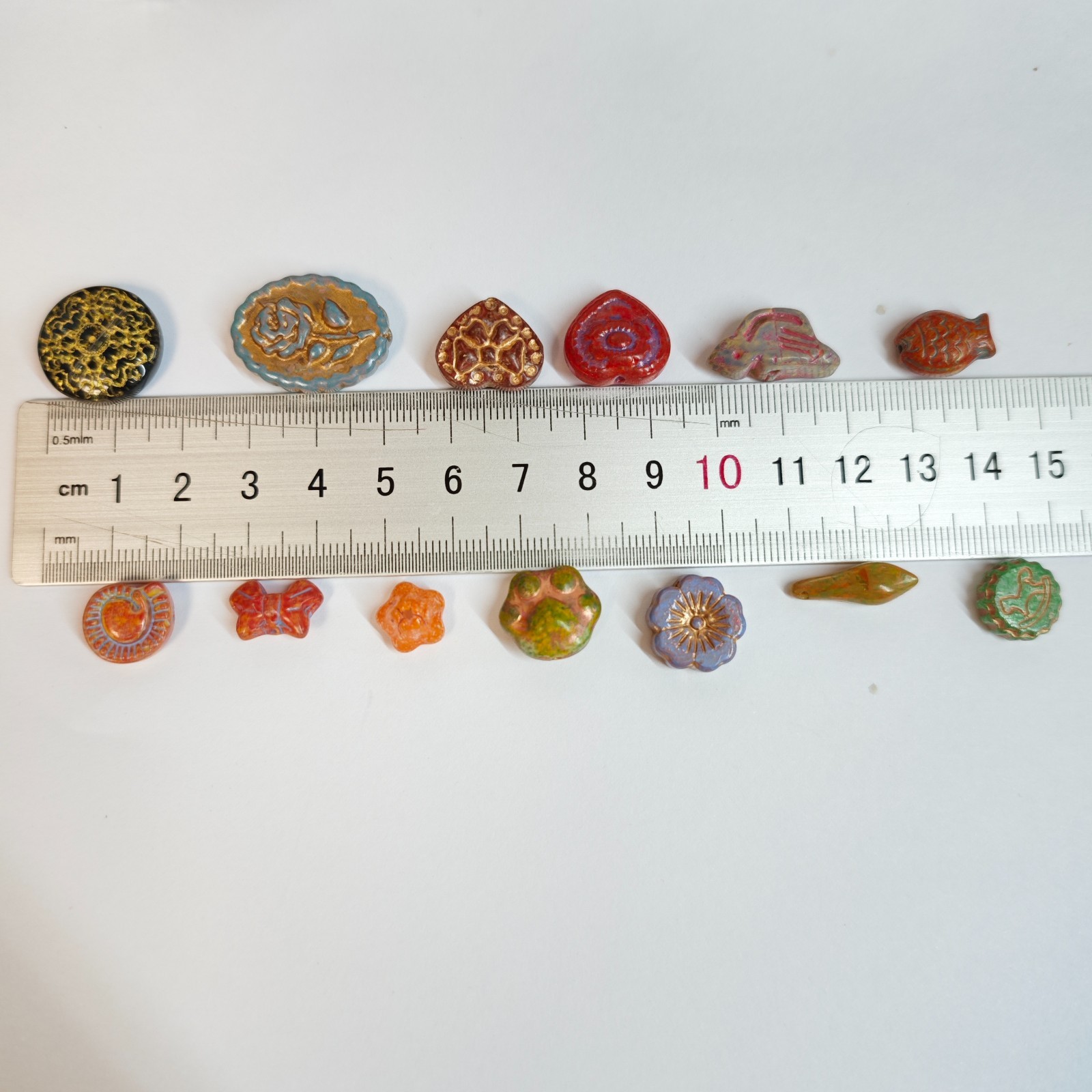 100g Glass beads lot jewelry making mix variety bead supplies Read Description