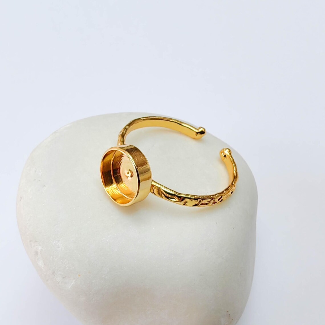 Shiny 24K Gold Ring Blank Base Bezel Cabochon Settings Epoxy Bezel 6mm G38065