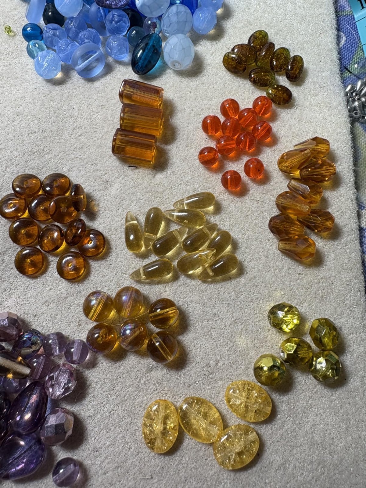 Glass Beads Bulk Assorted 500pcs 4-18mm DIY Jewelry Making Craft Supplies