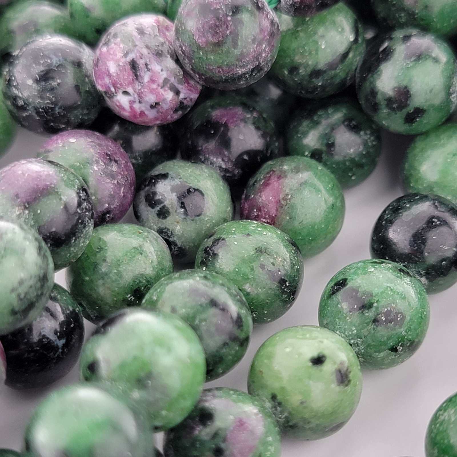 Ruby in Zoisite Beads Anyolite Gemstone Natural Smooth Round Beads 6mm/8mm/10mm