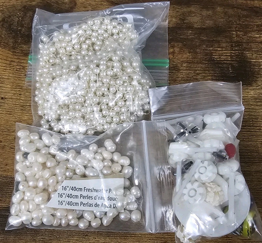 2 Pounds Glass Acrylic Wood Assortment Soup Crafters Heaven Lot