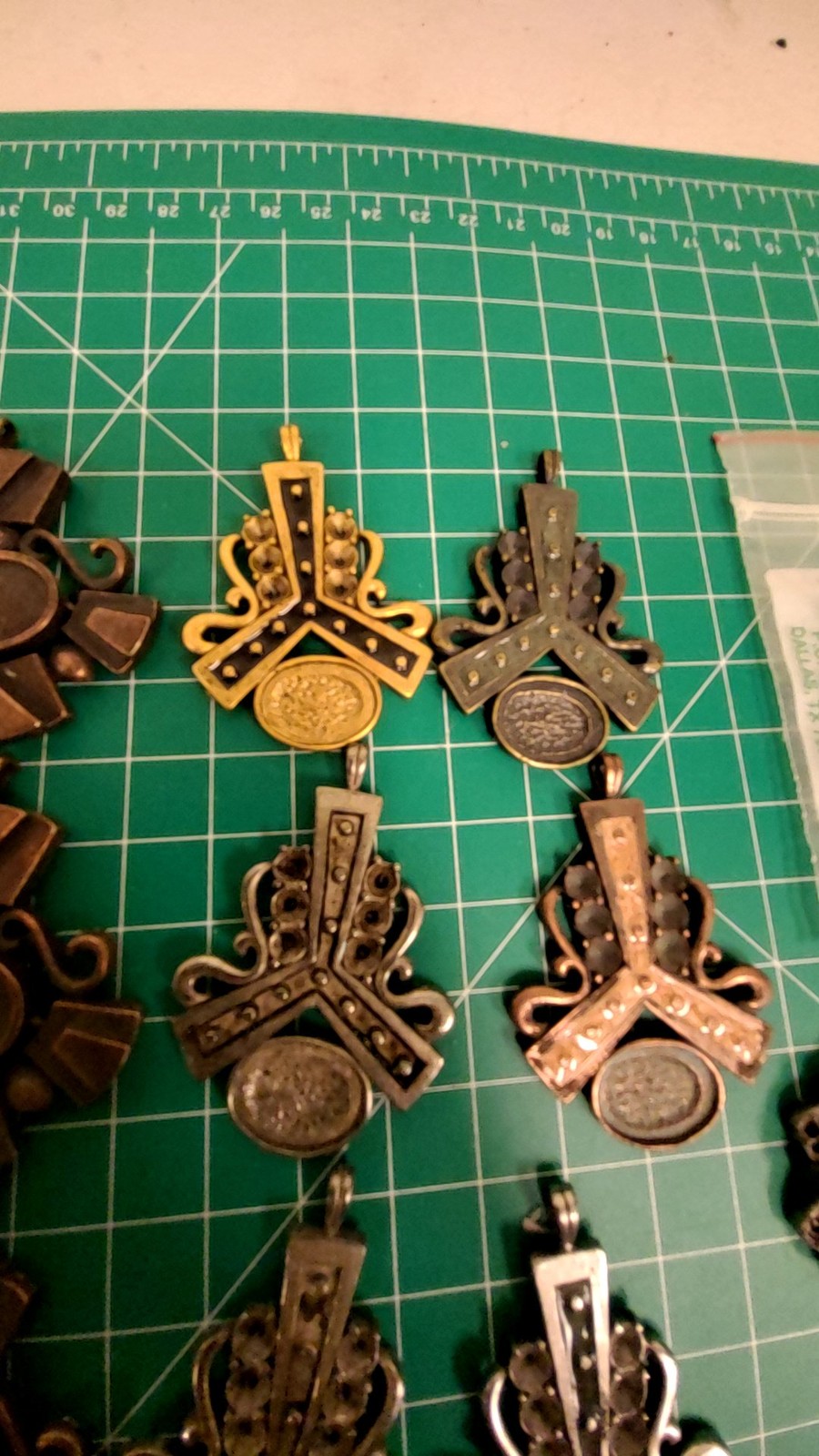 Vintage Mixed Metal Jewelry Findings Lot Pendants Charms Filigree Flower 12.8oz