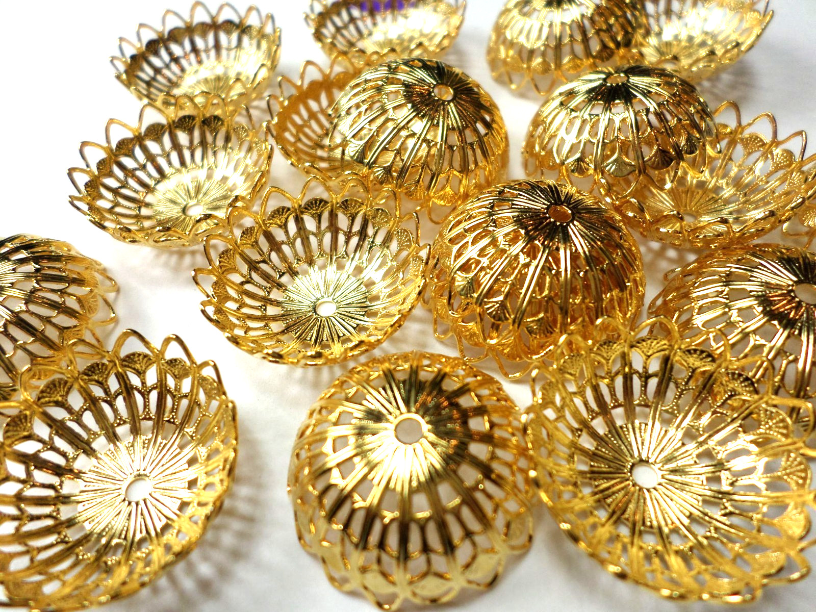 15 Vintage Shiny Gold Art Deco Filigree Round Huge Bell Bead Caps 26x10mm