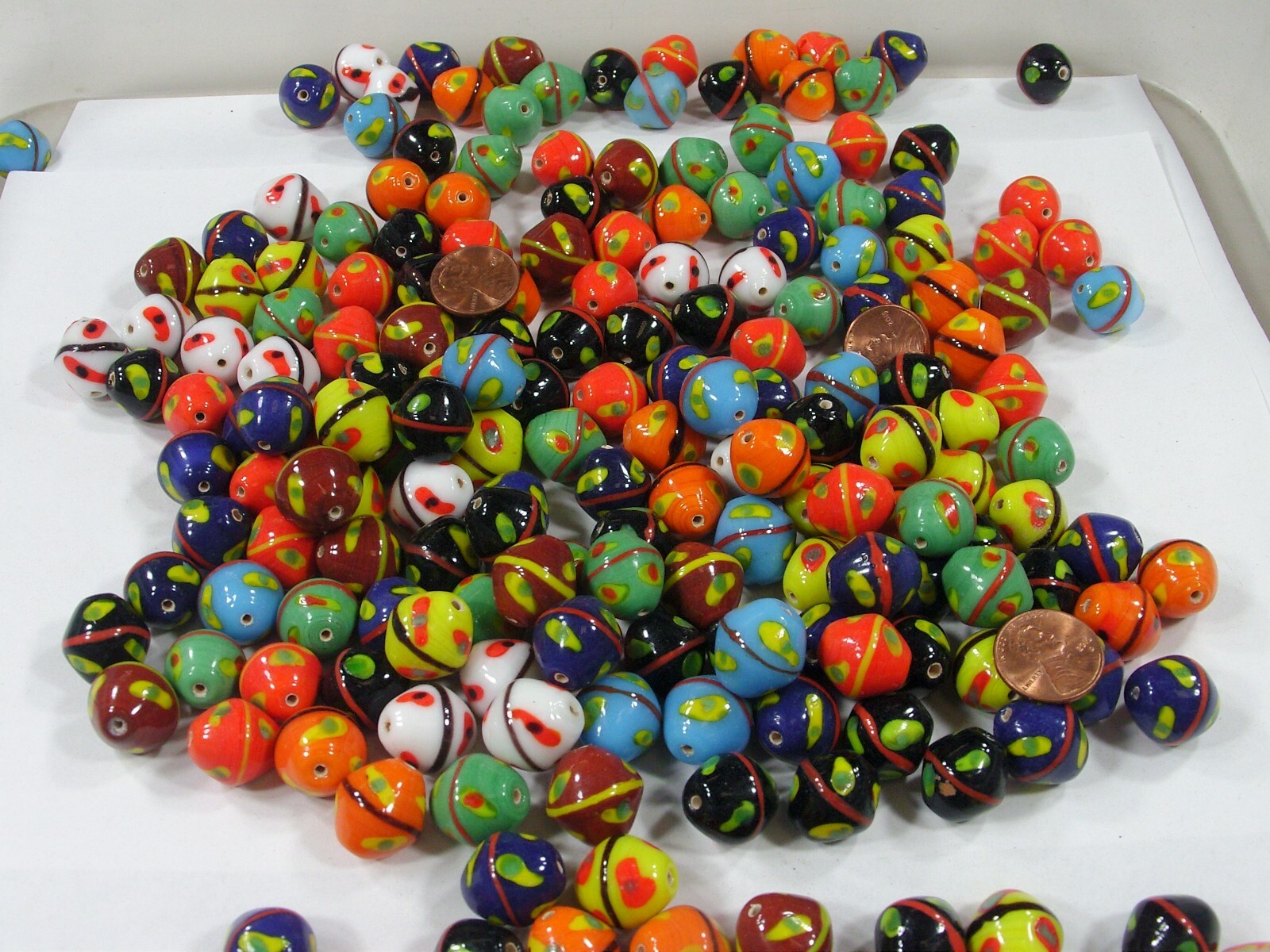 2 Pounds (16mm) India Handmade Multicolor Flower Design Glass Beads (CFT-84) ⭐