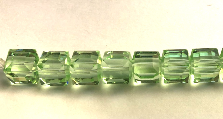 Swarovski Crystal Cubes 6mm ((288 pcs)) Chrysolite #5601