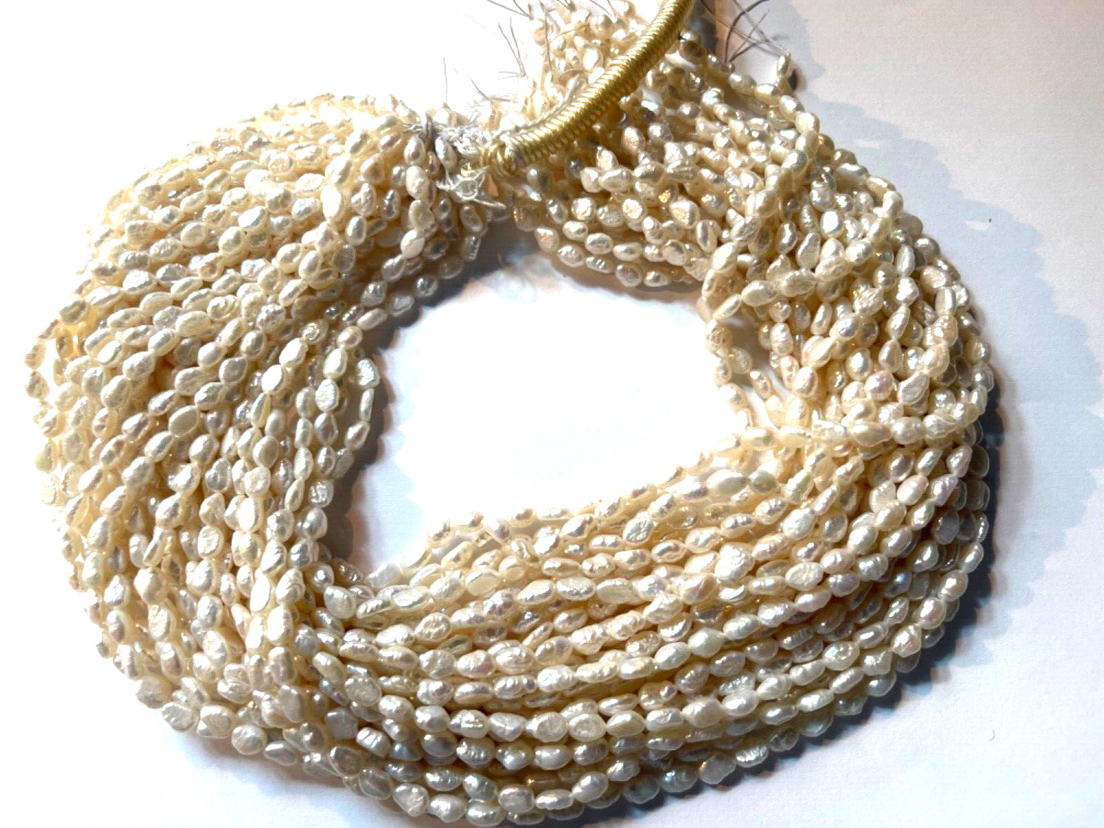 VINTAGE NATURAL WHITE FRESH WATER RICE PEARLS 16″ 7X4 MM WHOLESALE!!!