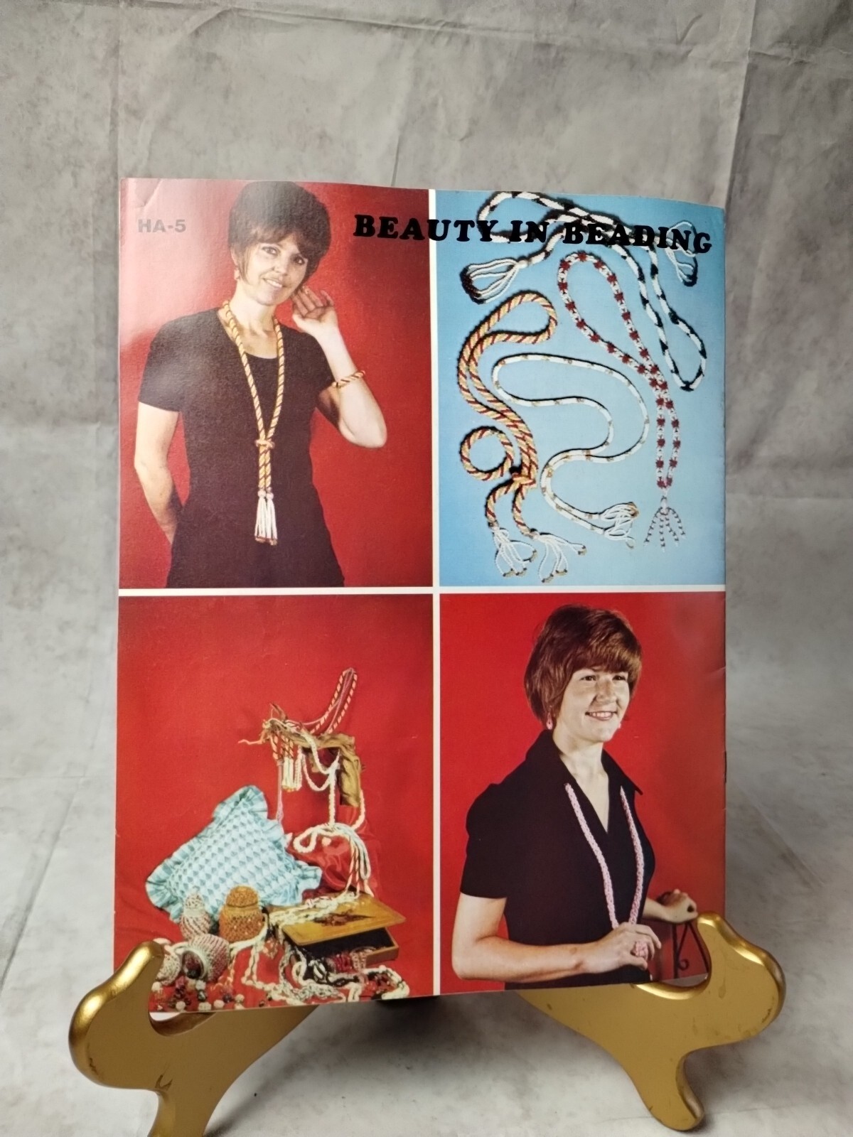 Vintage “Beauty in Beading” Jewelry Making Craft Pattern Book 1972 HA-5