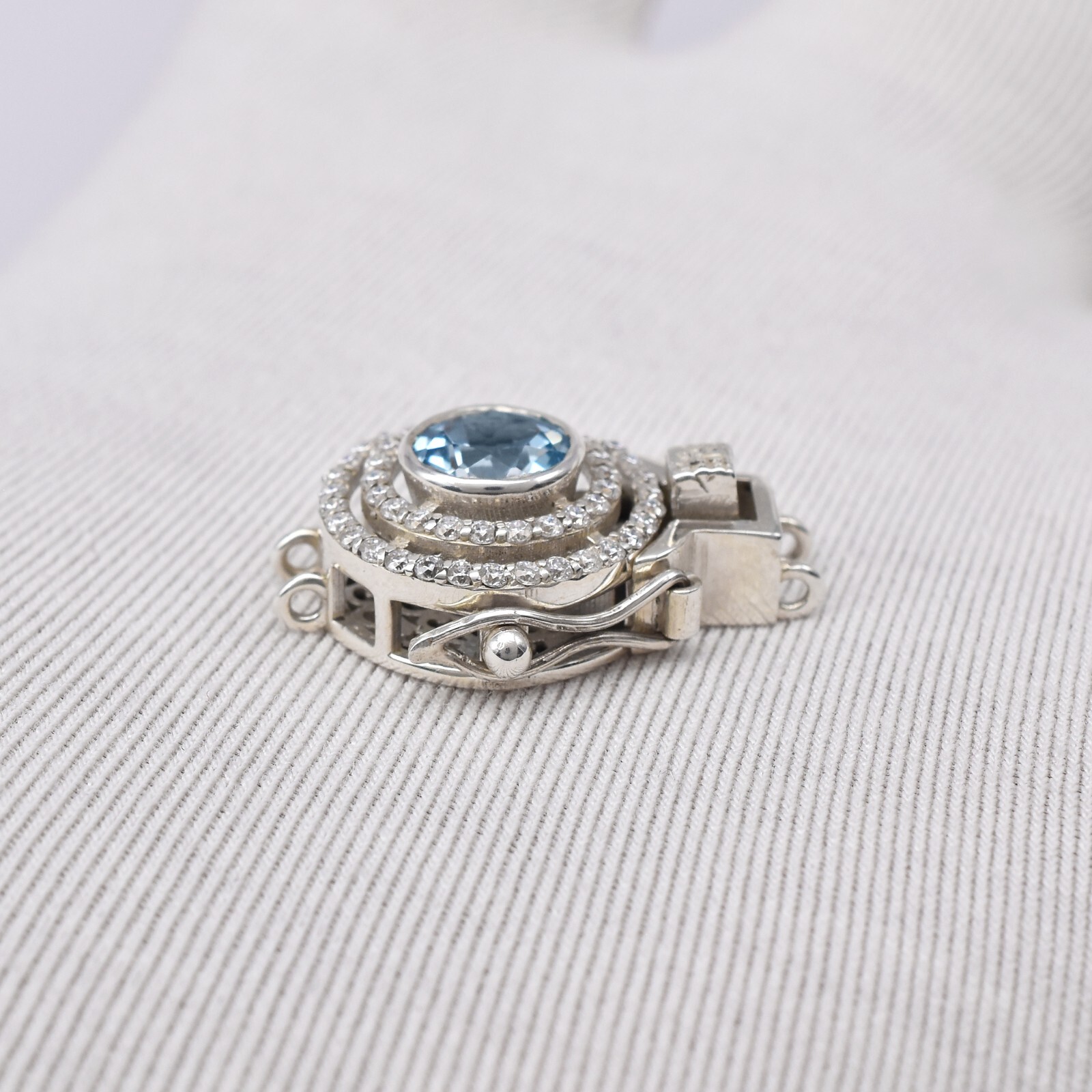 Clasp of Genuine BLUE TOPAZ /MOISSANITE/W17MM/L24.5MM/H9MM/2Sts/5.06Gram/$147.00