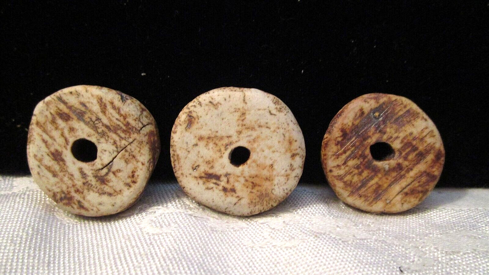 (3) VINTAGE Artisan STONEWARE UNGLAZED BUTTON BEADS Hippie FLOWER POWER DAISIES