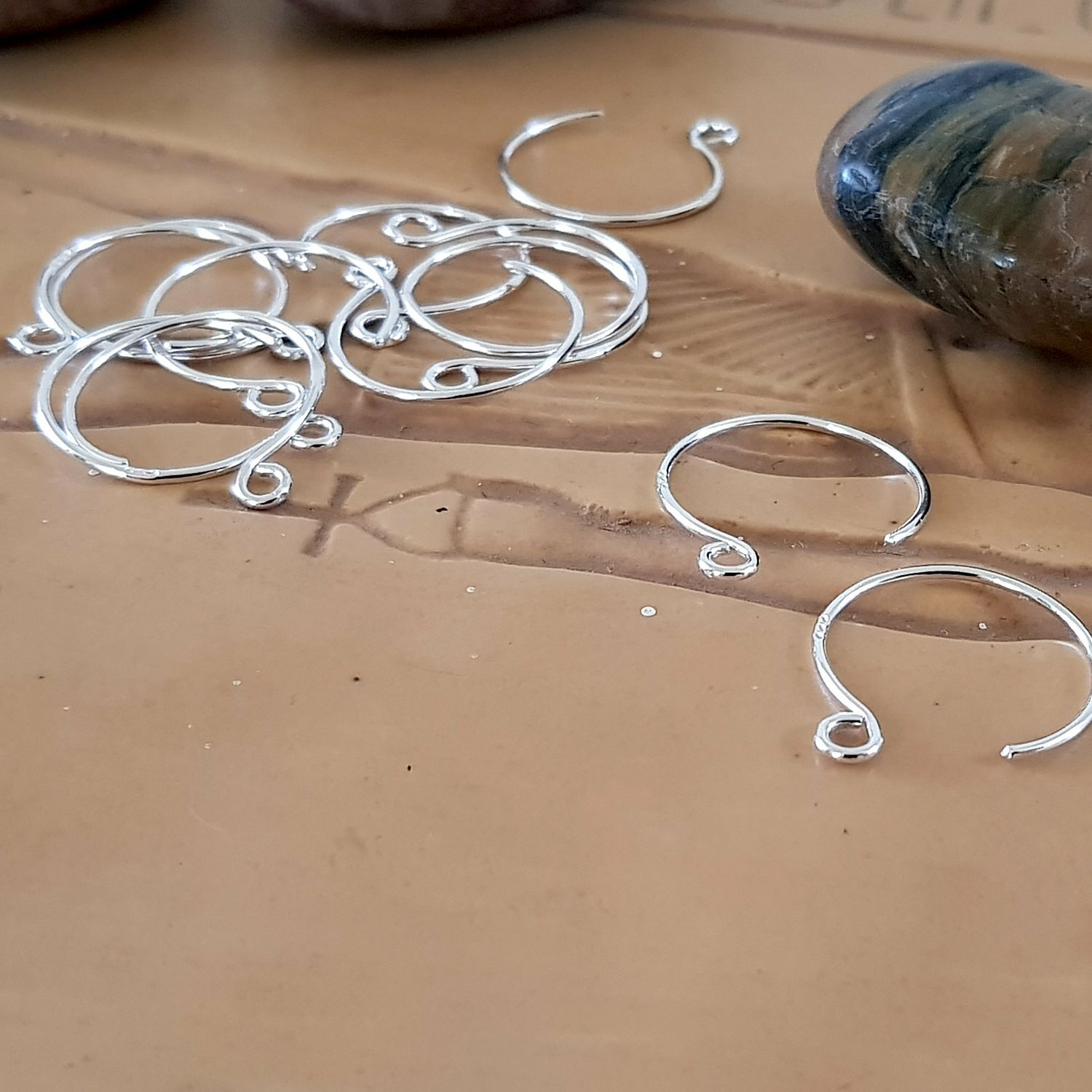Fine Silver 999 Ear Wire Hooks 1 Pair Circle 2 cm | Jewellery Making Supply