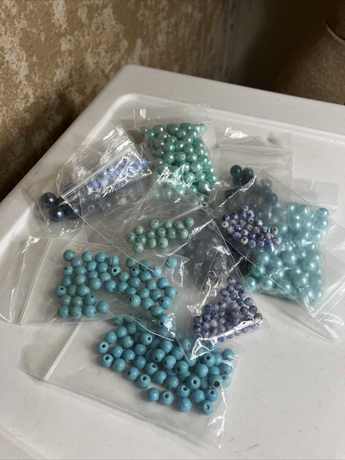 Lot Of Blue Round Beads Various Sizes Craft Mostly Glass Pre-owned Vtg
