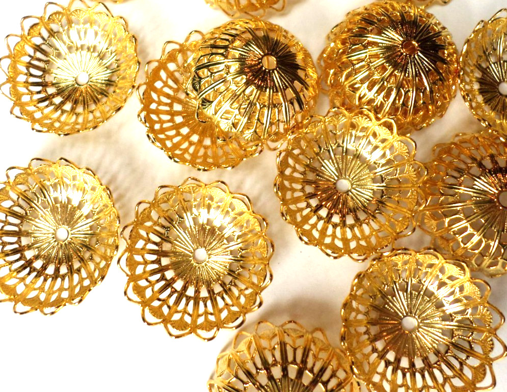 15 Vintage Shiny Gold Art Deco Filigree Round Huge Bell Bead Caps 26x10mm