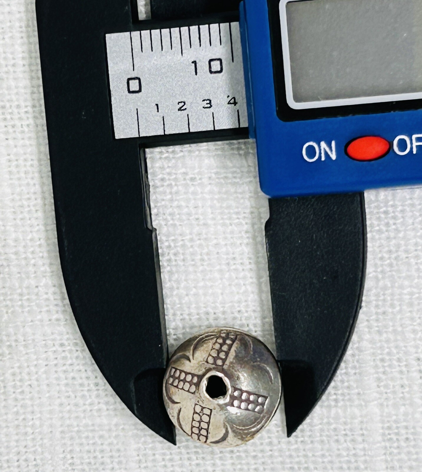 4 Hill Tribe Silver Beads From Thailand Approx 7 X 11 mm