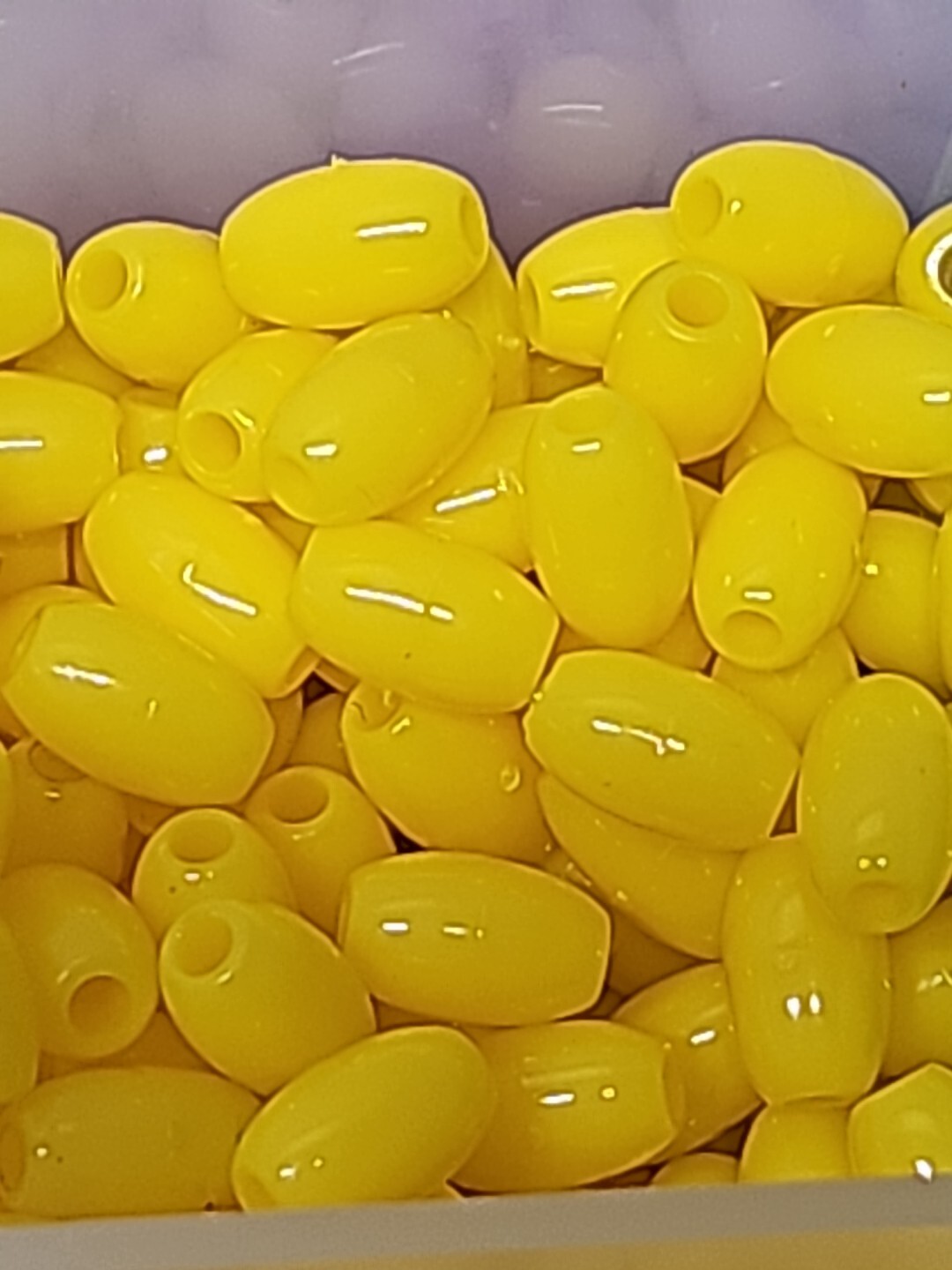 Bulk Loose Beads Opaque 9mm Plastic Craft Beads (600pcs) – Color As Shown