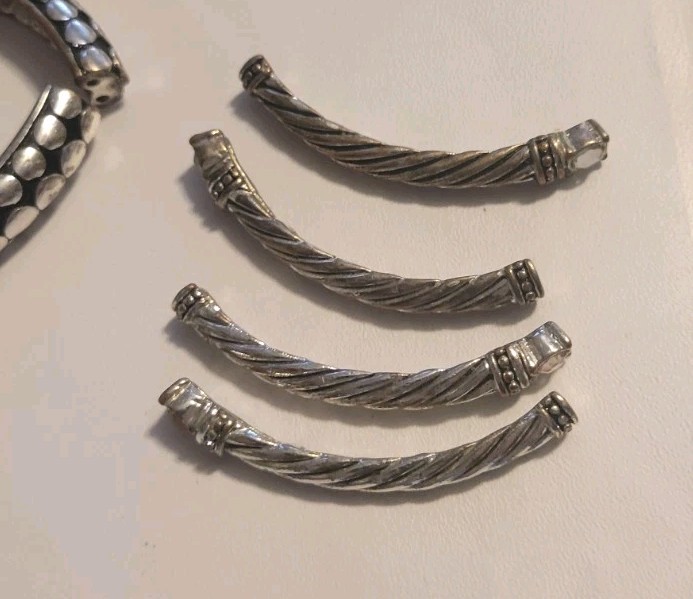 8 Complete Bracelet Need Elastic And Restrung Rhinestones Beads Intack Crafter