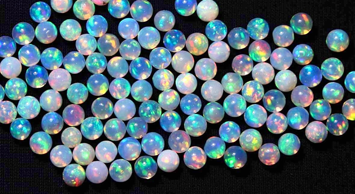 AAA Fire White Opal Balls Natural Loose Ethiopian Opal Gemstone For Jewelry