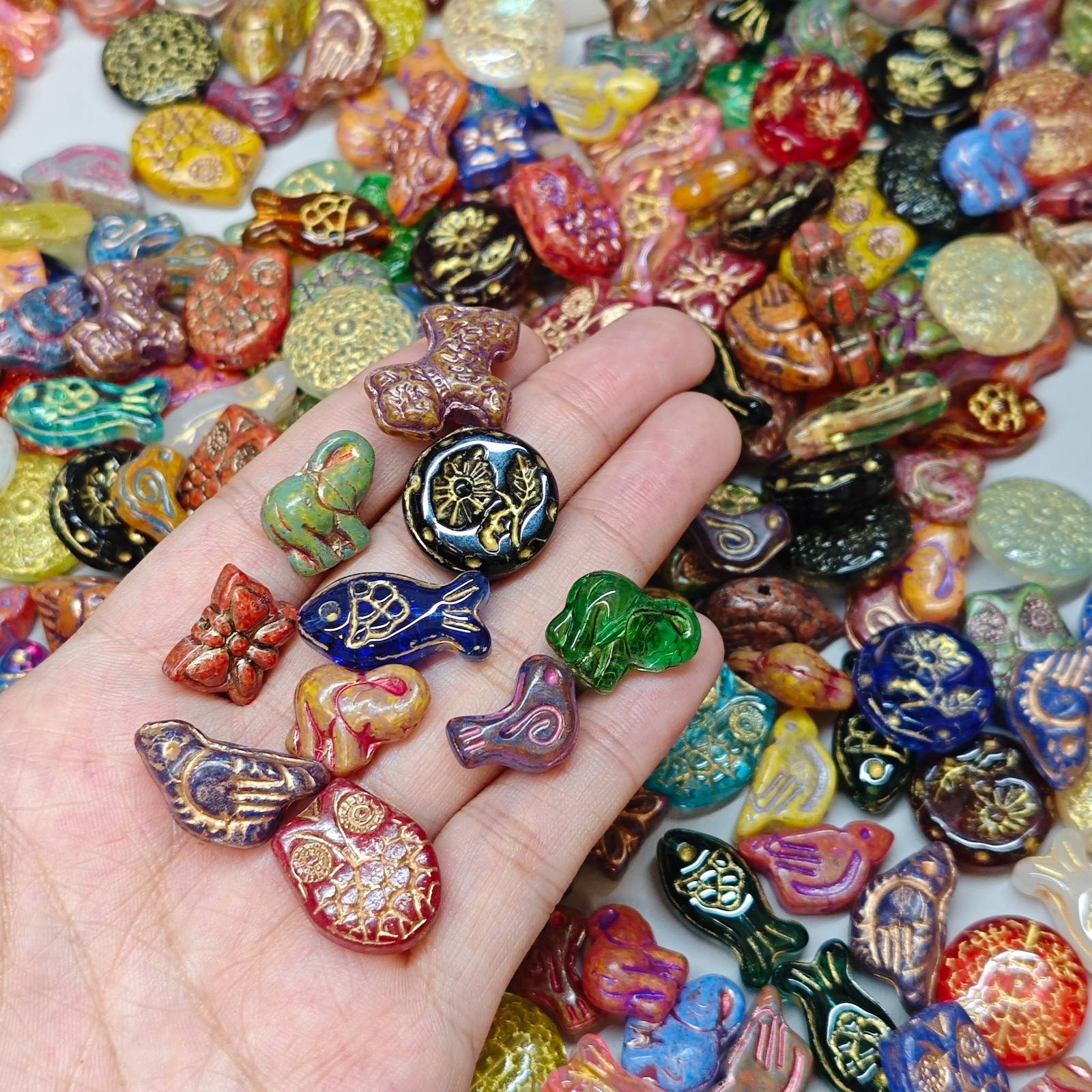 100g Handmade Glass Beads for Jewelry Making – 200 Mixed Styles Assortment