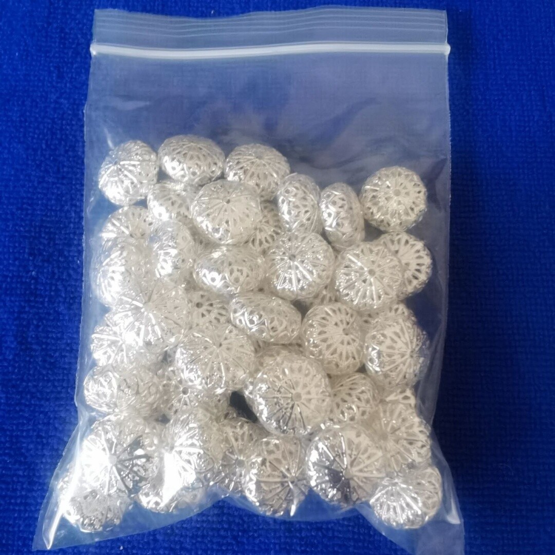 50PCS Bright Silver Metal Flat Round Hollow Filigree Beads 16x9mm