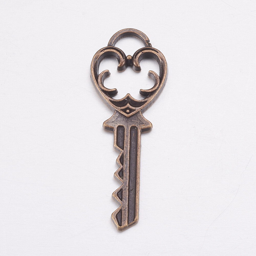 2 Heart Key Pendants Key Charms Antiqued Copper Skeleton Keys Steampunk Keys