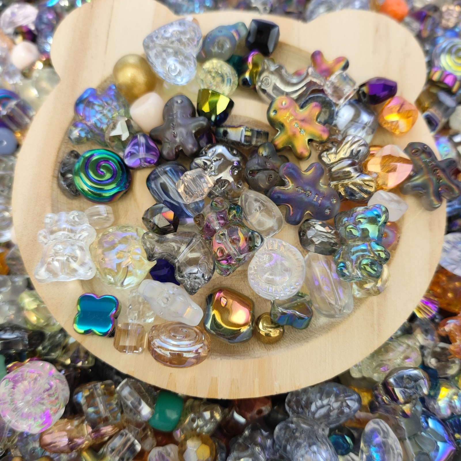 100g Glass beads lot jewelry making mix variety bead supplies Read Description
